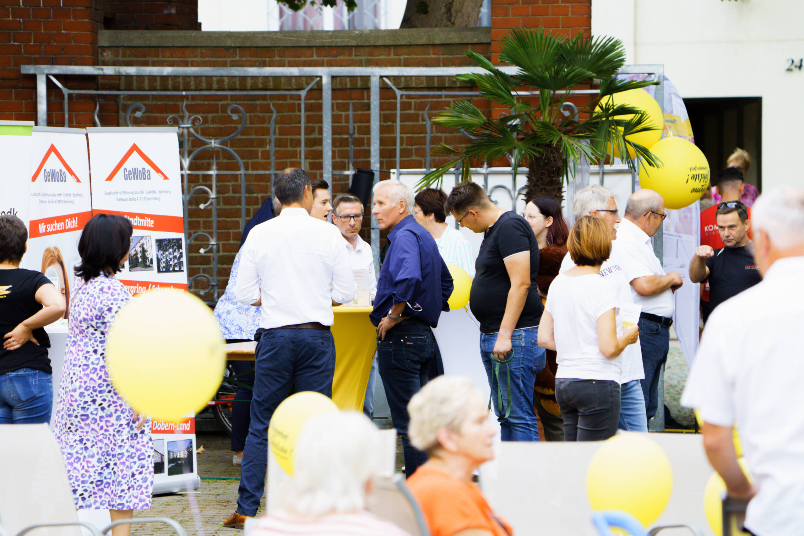 Mehrere hundert Besucher besuchen das Heimkehrer-Sommerfest der Initiative "Heeme fehlste".