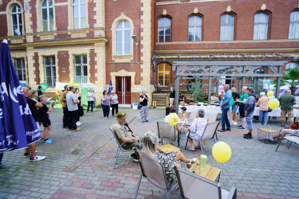 Stimungsbild beim Sommerfest der Initiative "Heeme fehlste"