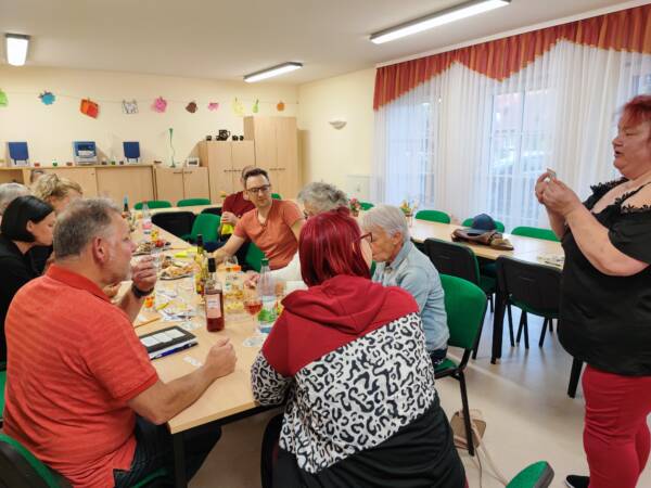 Bingo-Spaß beim Feizeittreff Spreetal beim 3. Heeme fehlste-Stammtisch 