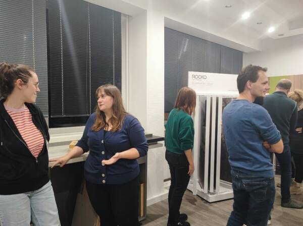 Besucher des Heeme fehlste-Stammtisches bei Kronospan in Spremberg 